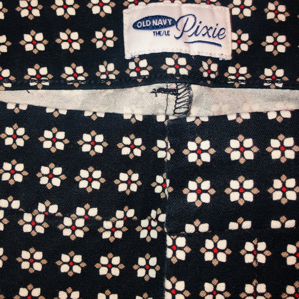 Old Navy Ladie’s Pixie Pants